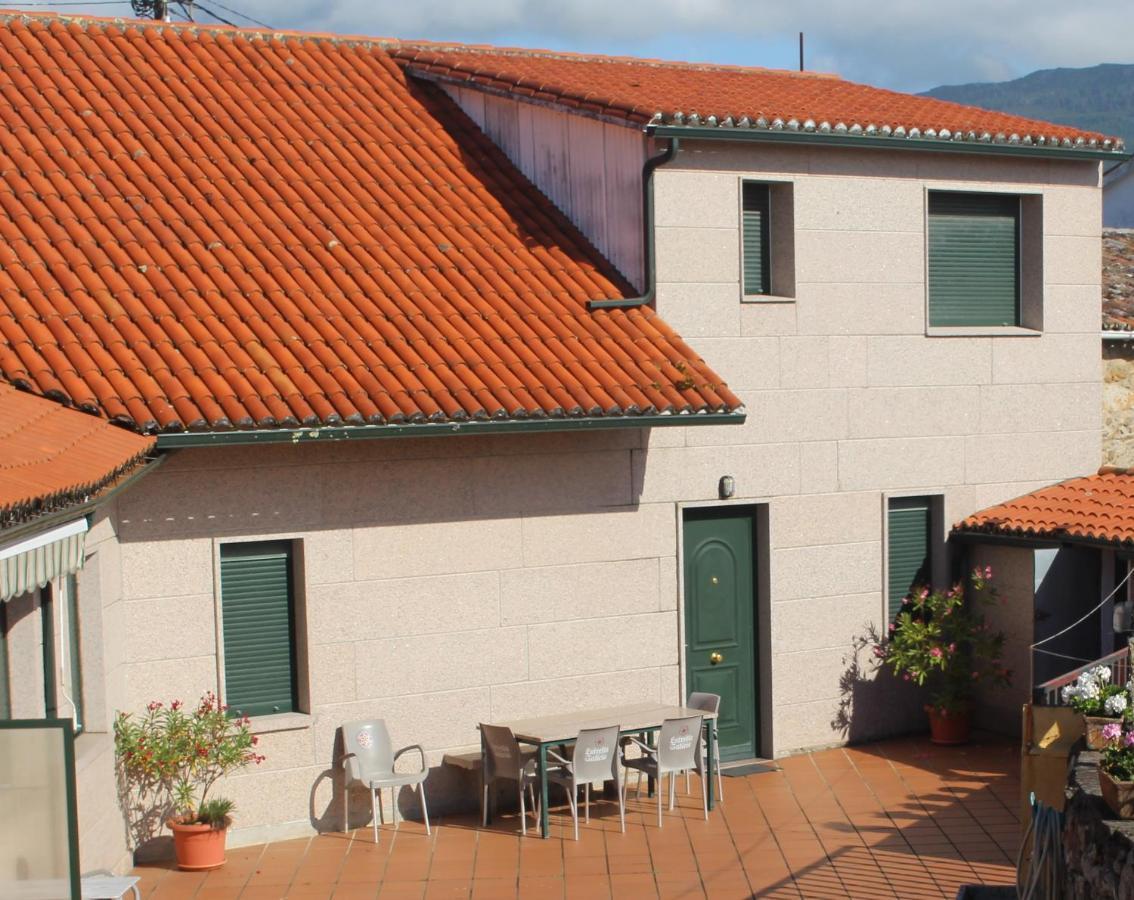 Apartamentos Outeiro Pobra Do Caraminal Exterior photo